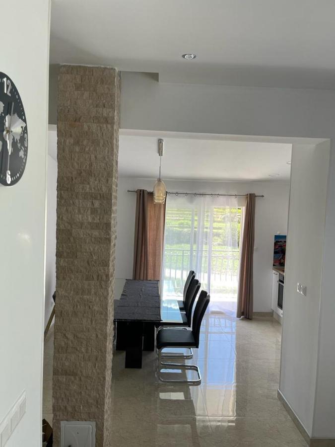 Apartman Nature Zvecanje ภายนอก รูปภาพ