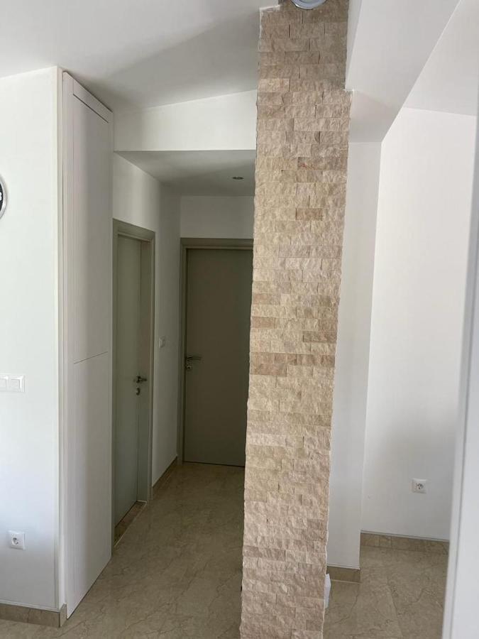 Apartman Nature Zvecanje ภายนอก รูปภาพ